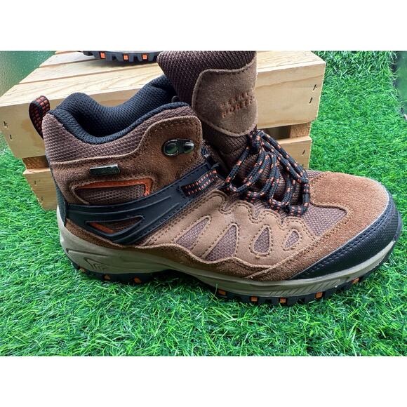 Perry Ellis Portfolio- Hiking Shoes- Brown-Size 6M - Picture 2 of 9